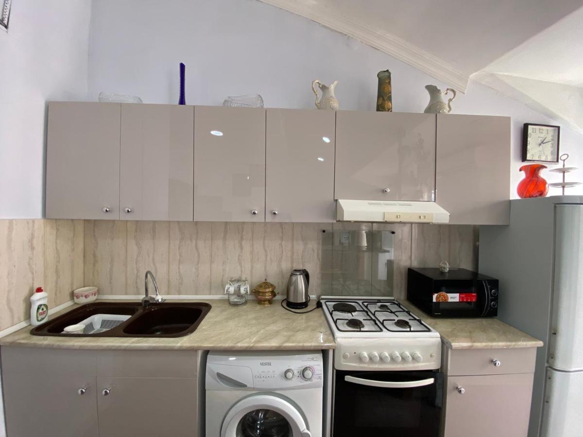 Apartment On Luka Asatiani 2 Batumi Luaran gambar