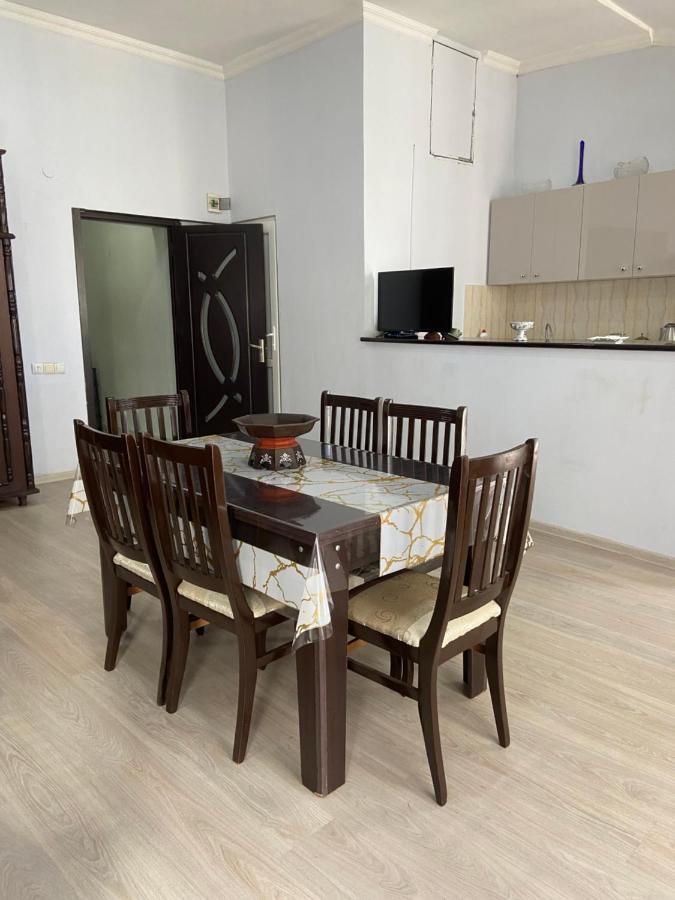 Apartment On Luka Asatiani 2 Batumi Luaran gambar