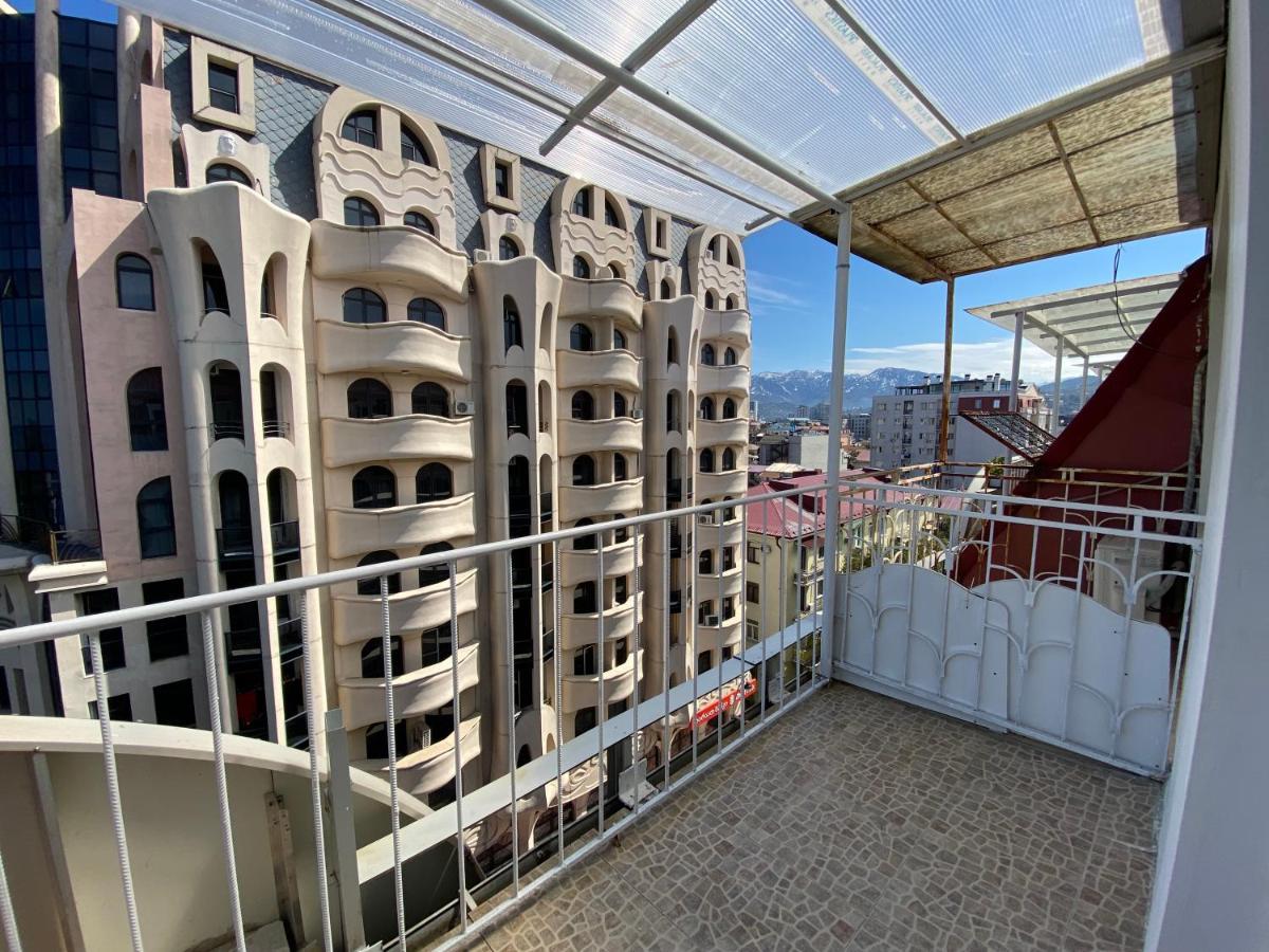 Apartment On Luka Asatiani 2 Batumi Luaran gambar